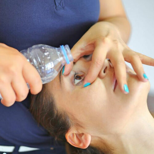 Dry, itchy eyes at night – Know about its causes, symptoms, and treatment