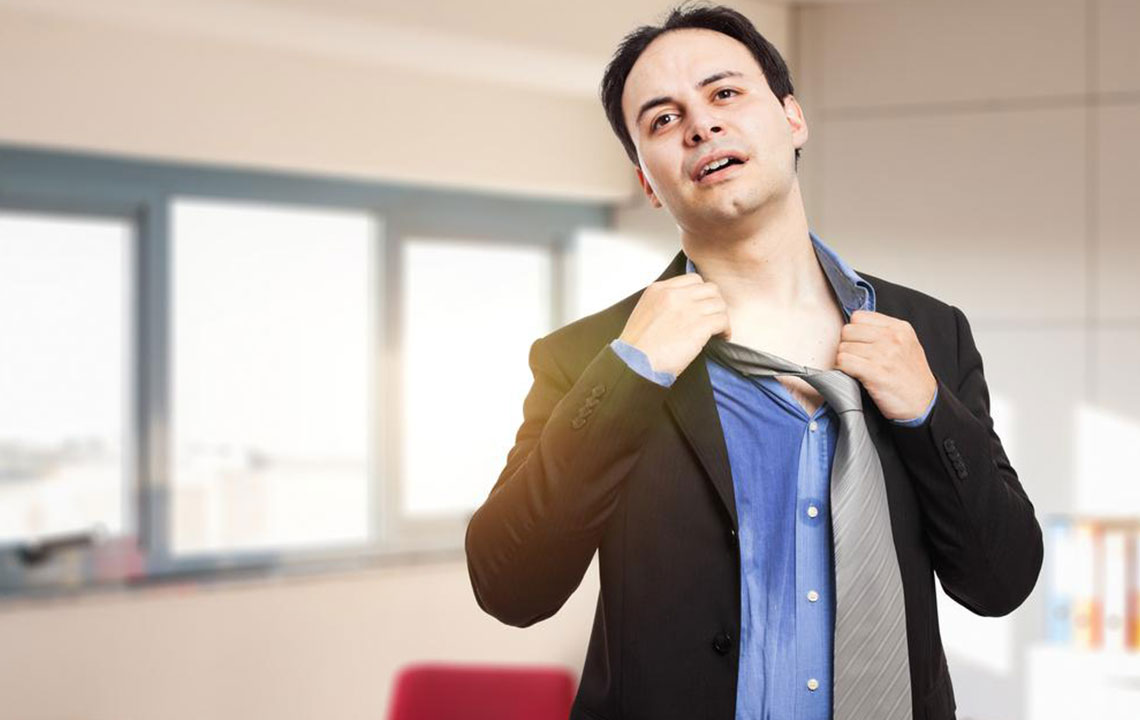 Excessive sweating – Causes and simple methods to deal with it
