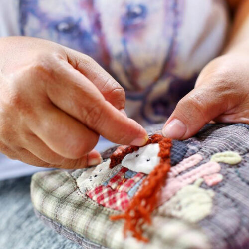 Here’s why you should buy quilts online