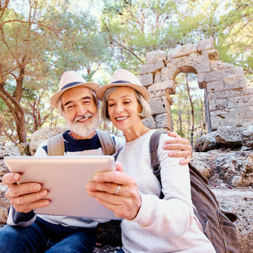 7 Best Travel Insurance Plans for Seniors