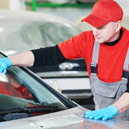 Things to Consider When Choosing Auto Glass Repair Services